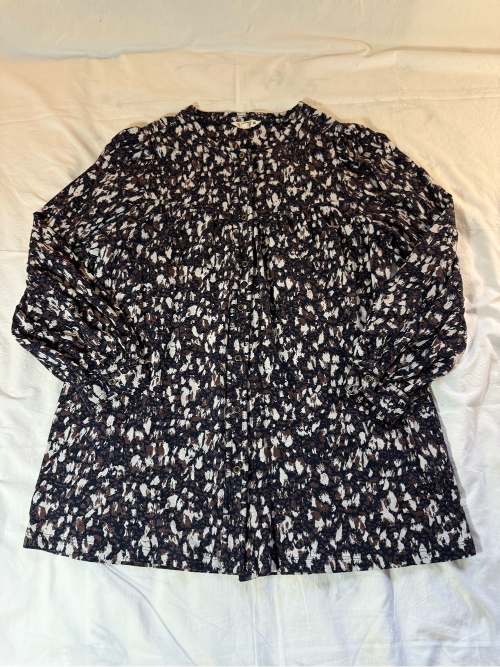 FatFace Black, White and Brown Abstract Button Up Print Top Size XL